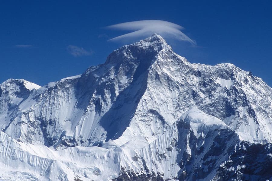 Makalu - Vị vua băng giá giữa Himalaya