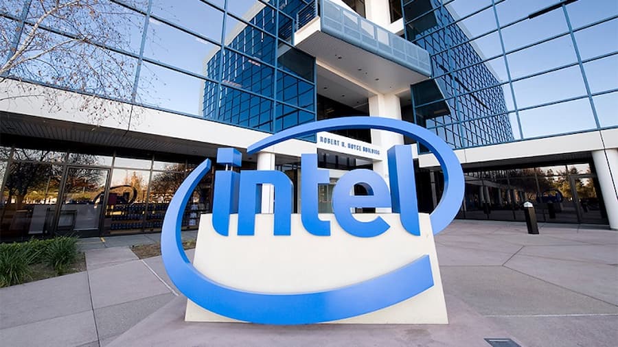 Tập đoàn Intel là một trong  top 10 công ty công nghệ Việt Nam hàng đầu